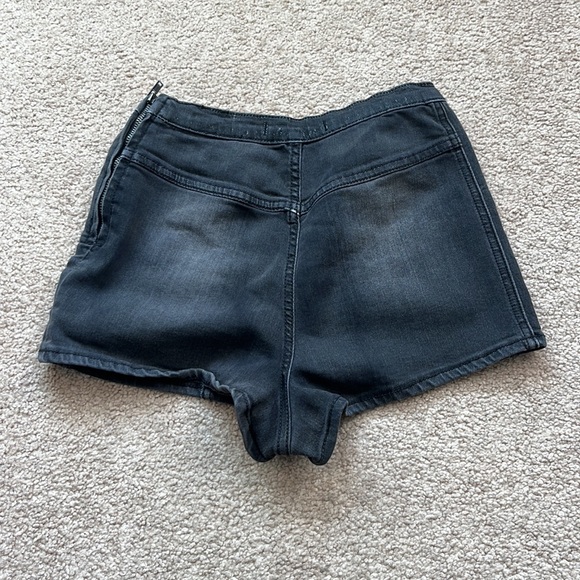 Free People High Waist Radar Love Black Wash Side Zipper Denim Shorts - Picture 4 of 8